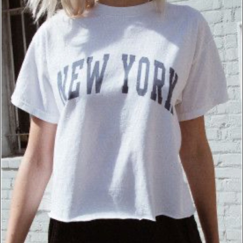 brandy melville new york top 💙